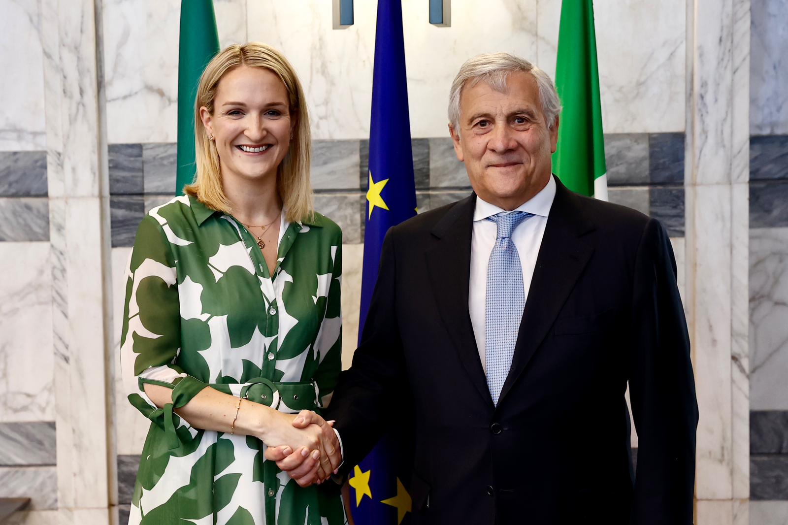 Tajani-incontra-la-Ministra-irlandese-per-gli-Affari-Esteri-il-Commercio-e-la-Difesa-Helen-McEntee