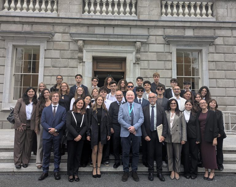 Gruppo Cork con Sen. Conway